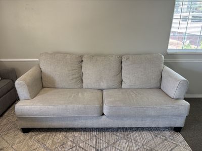 Ashley Furniture Alcona Sofa Couch