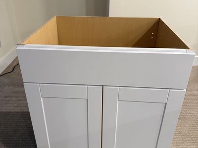 Hampton Bay Shaker 30in width x 24in deep x 34in height