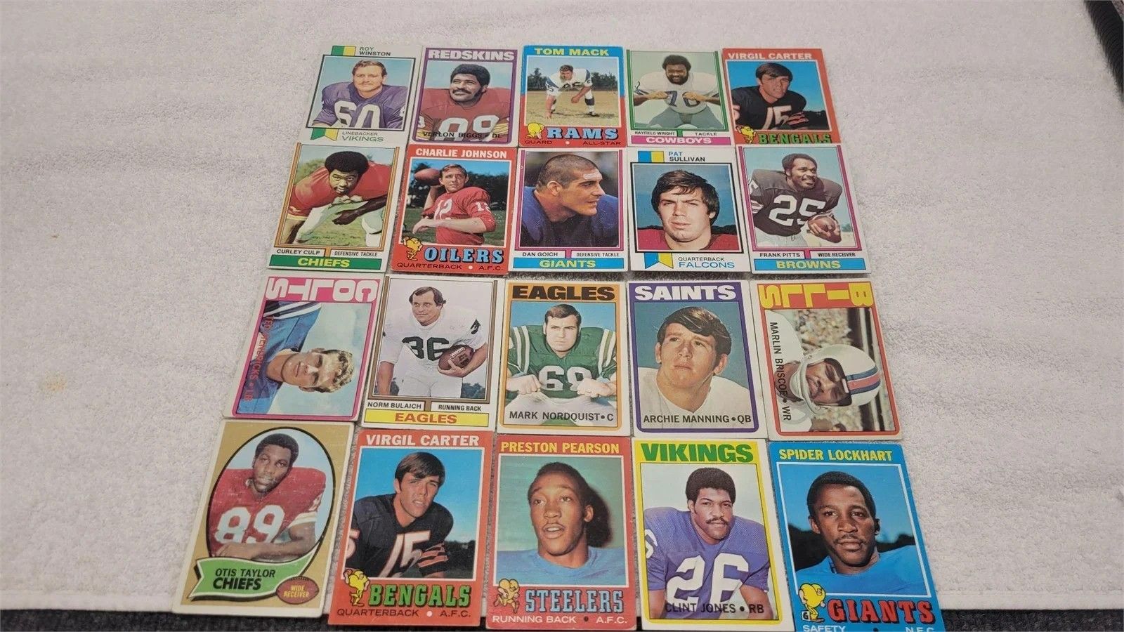 Vintage Topps Football Cards