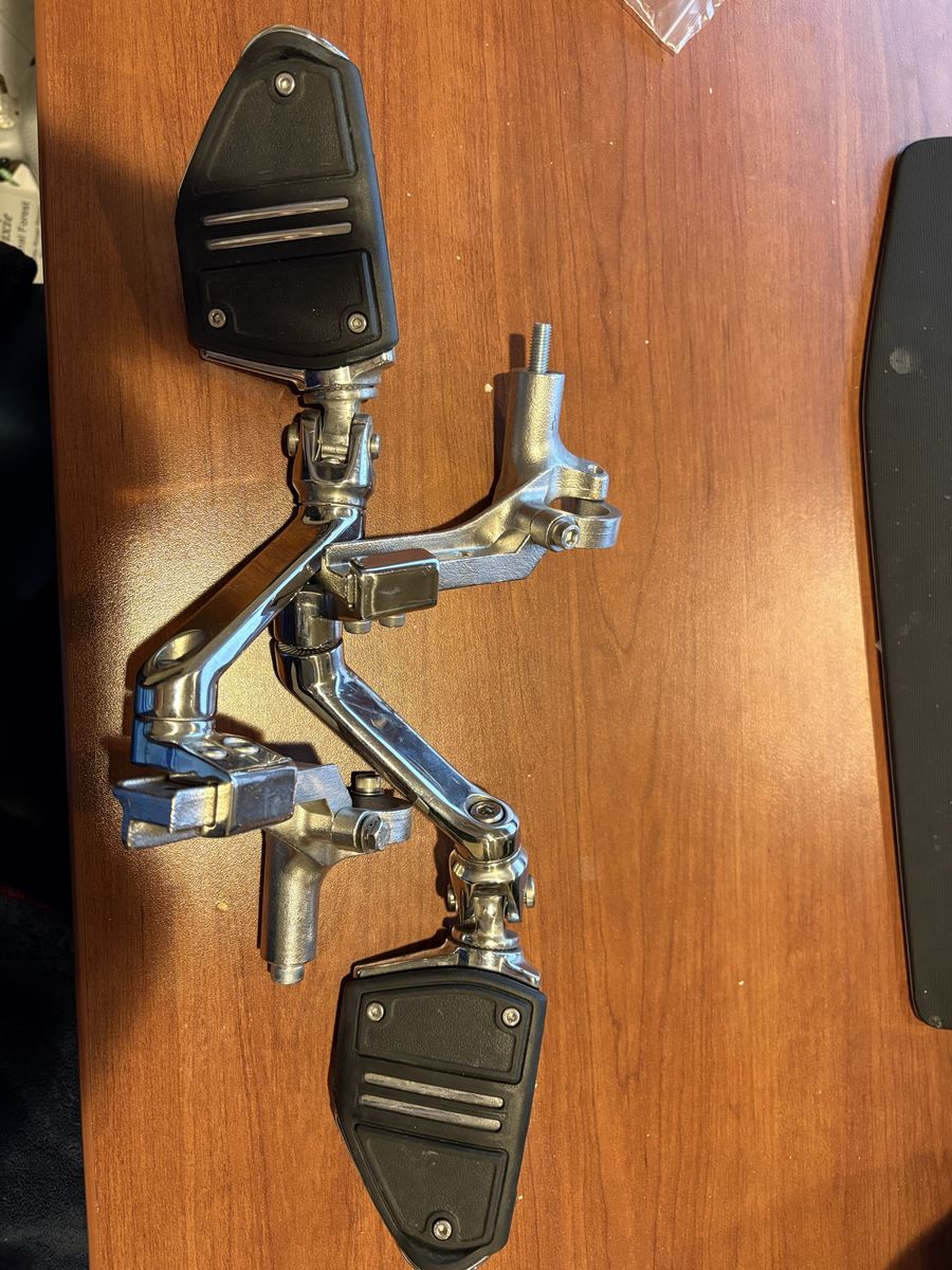 Goldstrike 3 Way Adjustable Highway Pegs