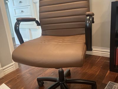 Adjustable Desk chair