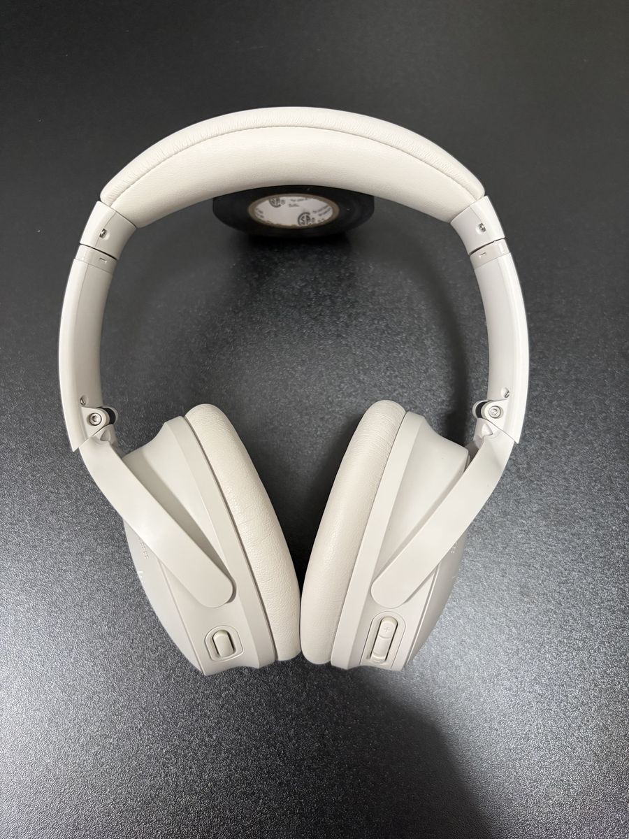 Bose QuietComfort SE Wireless Headphones – Pristine White