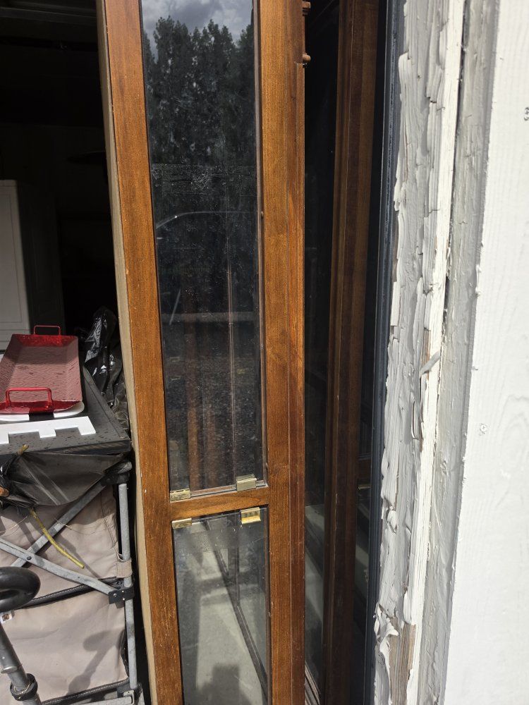 Main image 3
