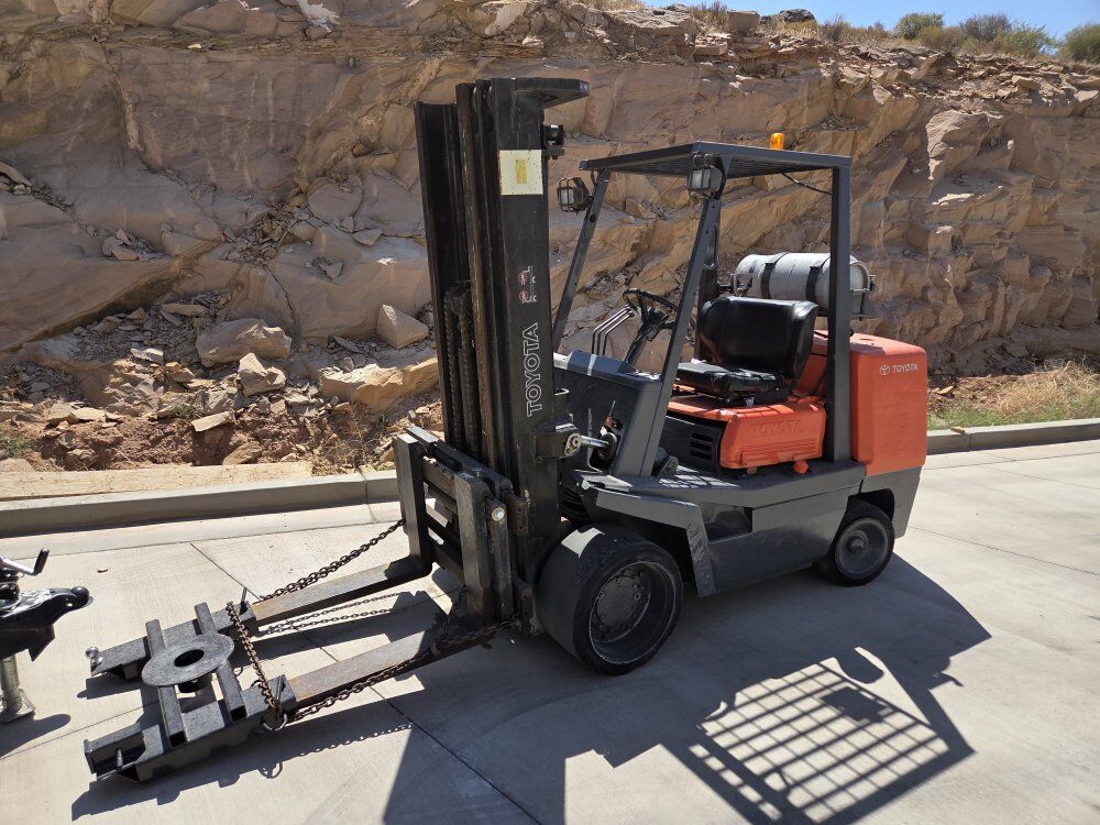 3 stage 10k liftingToyota forklift with side shift