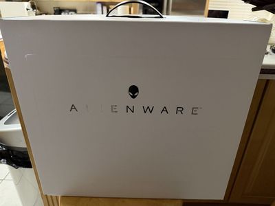 Alienware m15 R4 Gaming Laptop, 15.6" Intel Core i7-10870H, 16GB DDR4 RAM, 512GB SSD, NVIDIA GeForce RTX 3060 6GB GDDR6