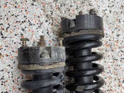 Tacoma Gen 3 3in lift puck with struts