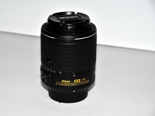 NIKON AF-S DX NIKKOR 55-200mm f/4-5.6G ED VR II Lens