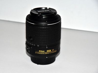 NIKON AF-S DX NIKKOR 55-200mm f/4-5.6G ED VR II Lens