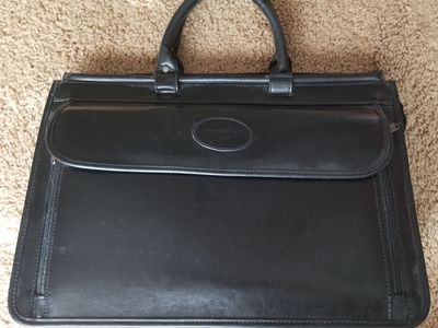Sedona Brief Case
