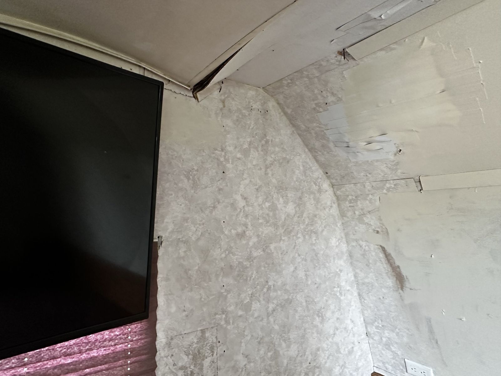 Main image 17