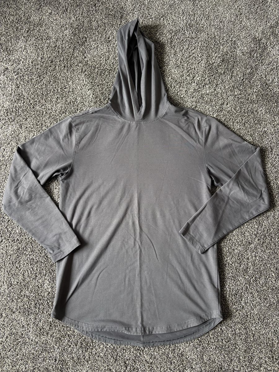 BYLT Basics Drop Cut Hooded Men's Gray Long Sleeve Shirt- Size Medium 