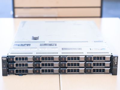 Dell Poweredge R515 Server | 16 CPU Cores, 64GB RAM, 12x HDD Bays, 2x SSD Bays, IT Mode HBA for TrueNAS ZFS UnRAID