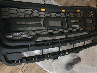 2016-2019 Ford Explorer Raptor Style Grille