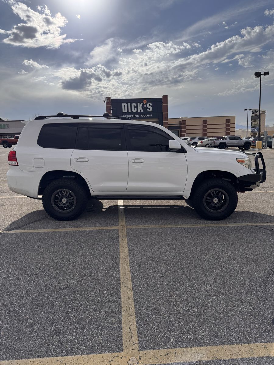 2008 Toyota Land Cruiser 