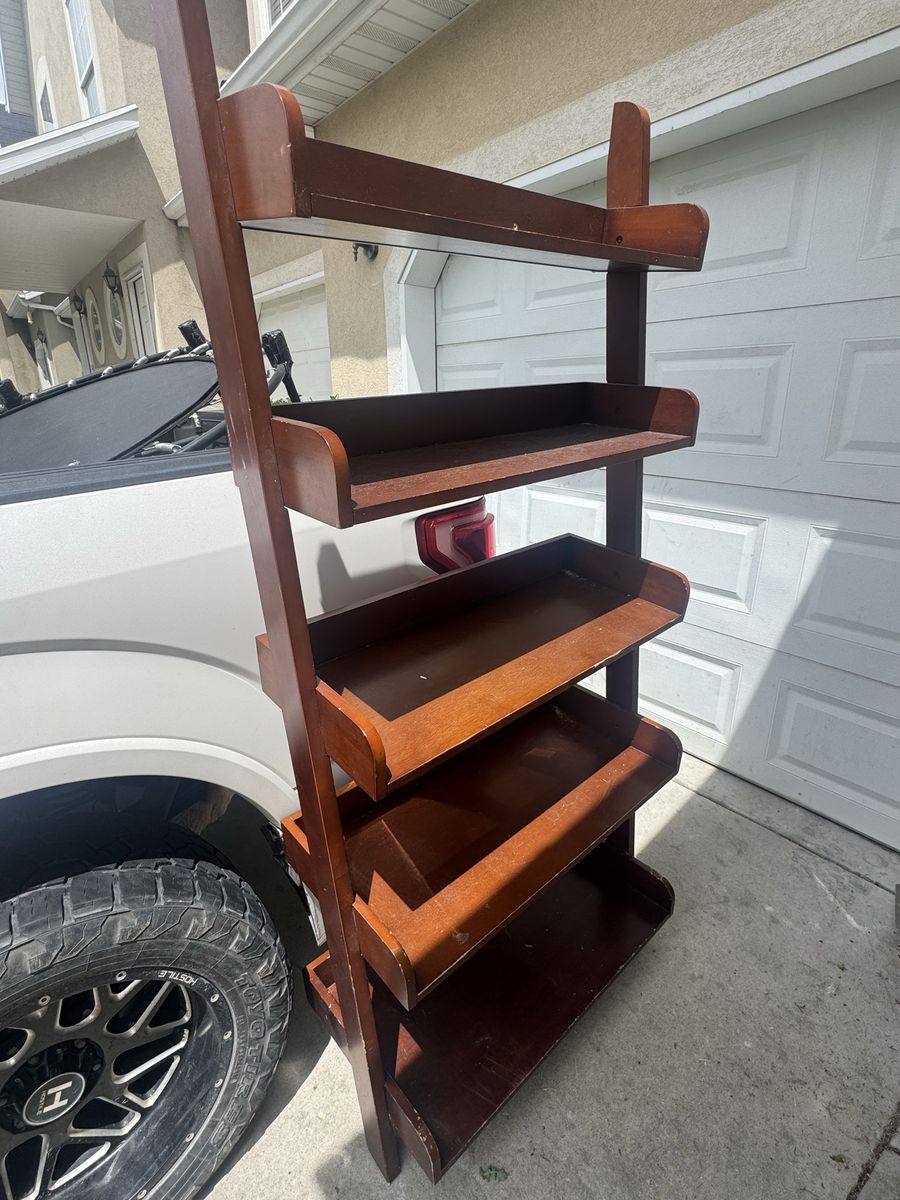 Ladder book shelf