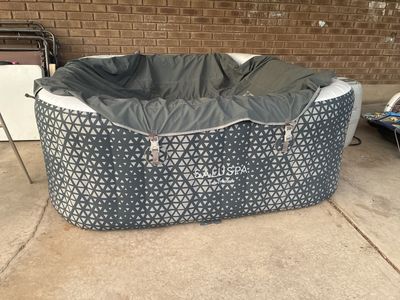 Inflatable Hot Tub