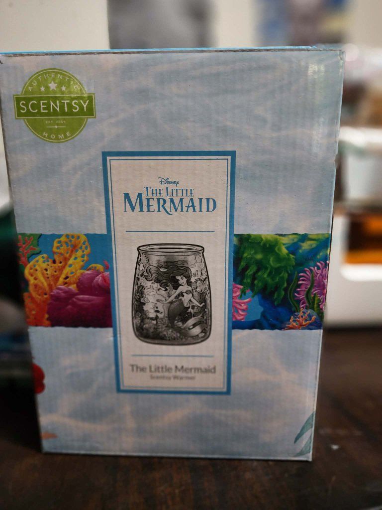 Scentsy Disney The Little Mermaid Wax Warmer in Original Box