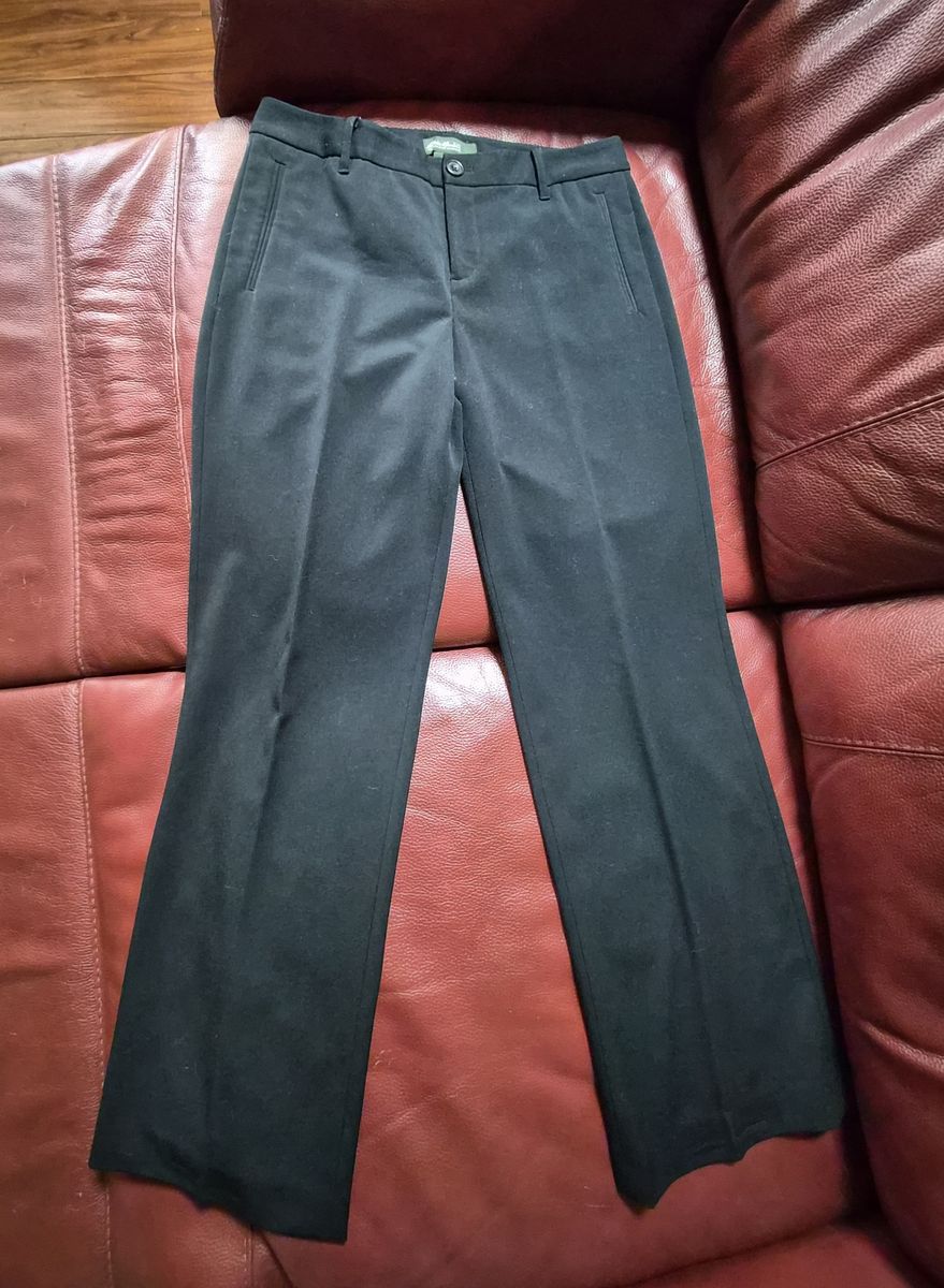 Eddie Bauer slacks with 4 pockets 6 Tall