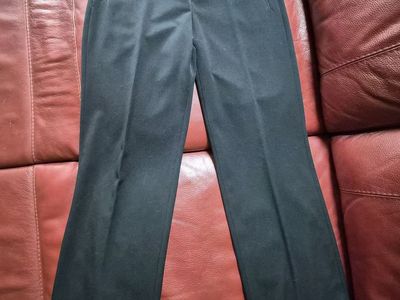 Eddie Bauer slacks with 4 pockets 6 Tall