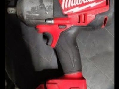 Milwaukee M18 FUEL 2767-20 1/2" High Torque Impact Wrench w/ Friction Ring with battery