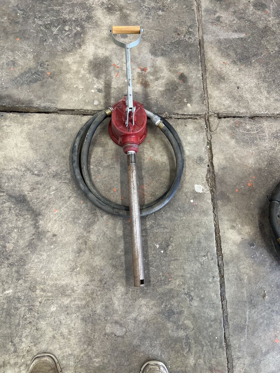 Fill-Rite FR5200 Piston Hand Pump for Drum Barrel, 20 GPM Max Flow, with Hose & Nozzle