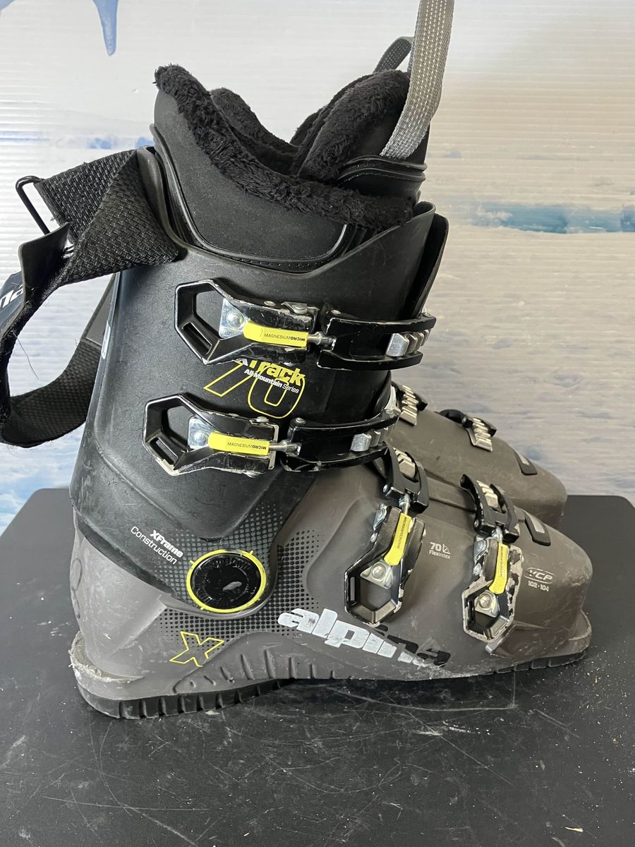 Used Alpina Xtrack 70 Ski Boot - 28.0