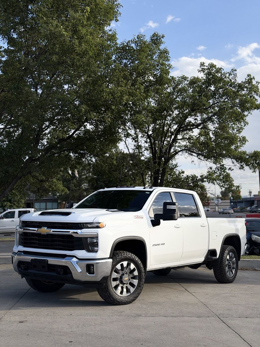 2024 Chevrolet Silverado 2500 LT