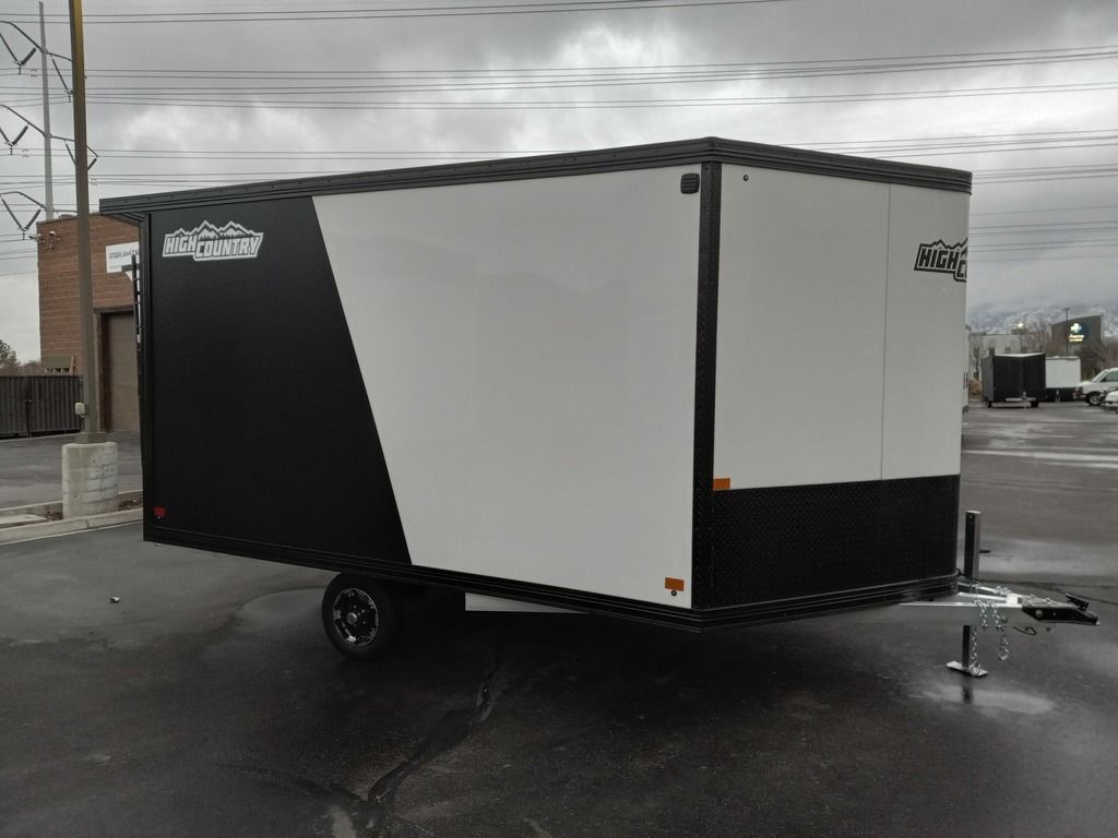 Main image 6