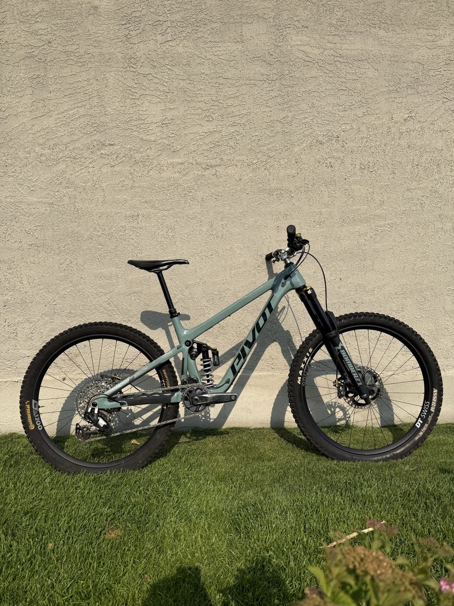 Pivot Mach 6 