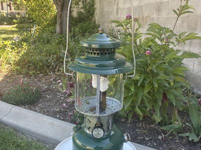 Vintage Coleman 220E Lantern