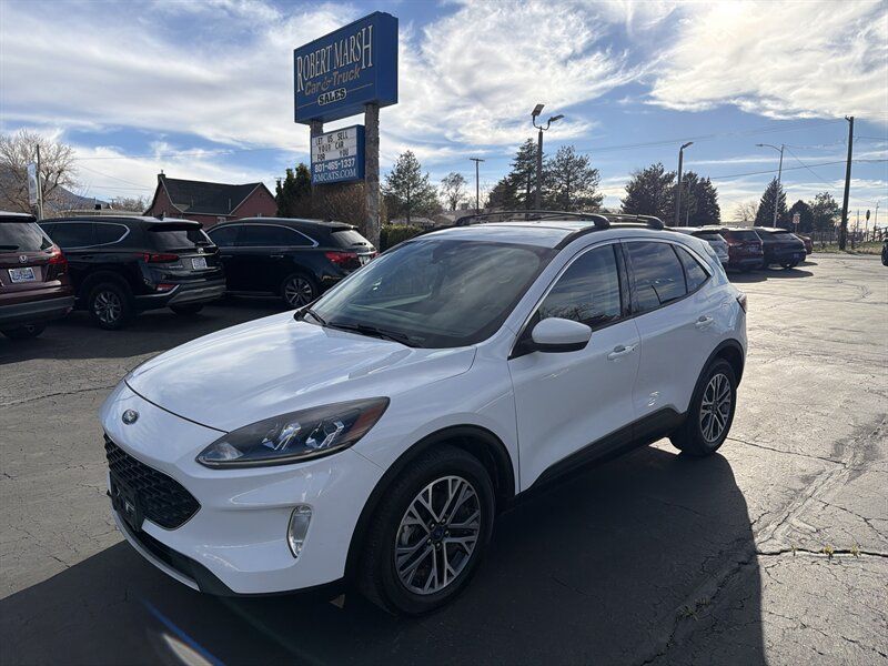 2020 Ford Escape SEL