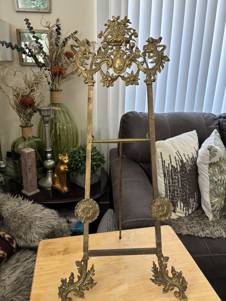 Antique Victorian Ornate Display Easel