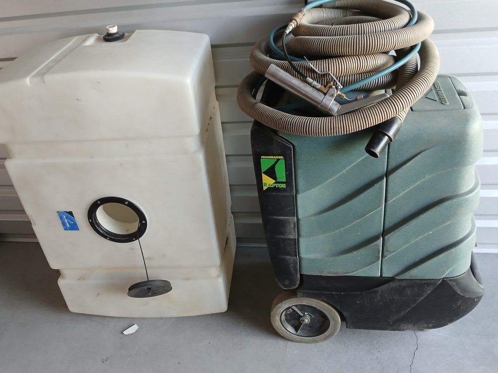Raptor Carpet Cleaner & Portable Water Tank