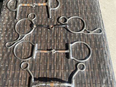 4 Horse Bits 5" Cavalon and 3 Miscellaeous bits and harnesses