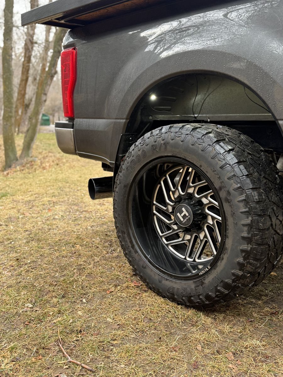 22x12 Hostiel Wheels