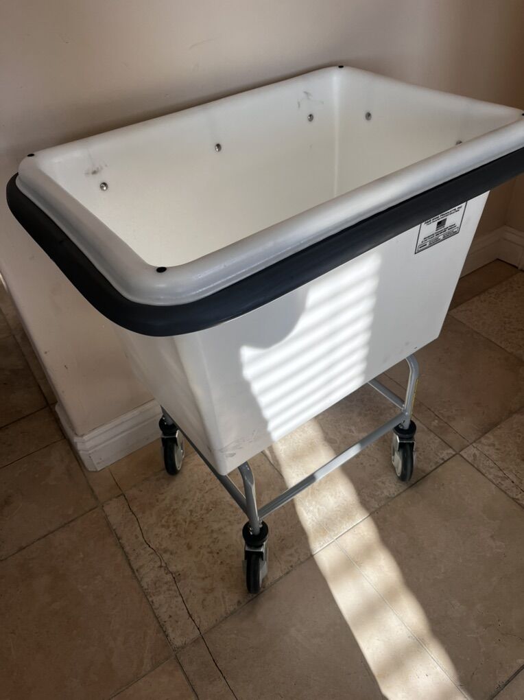 elevated Laundry Cart, Garage, Tool Cart