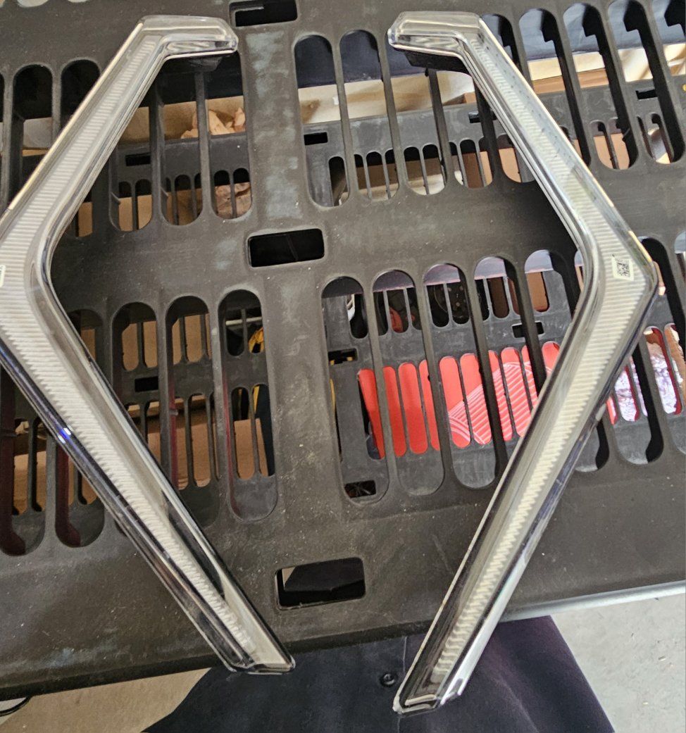 Factory stock Polaris RZR Fang Lights. Came off of a 2021 RZR XP4 NEW TAKE OFFS