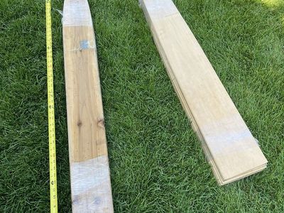Trapping supplies: raccoon/fox wooden stretchers (6)