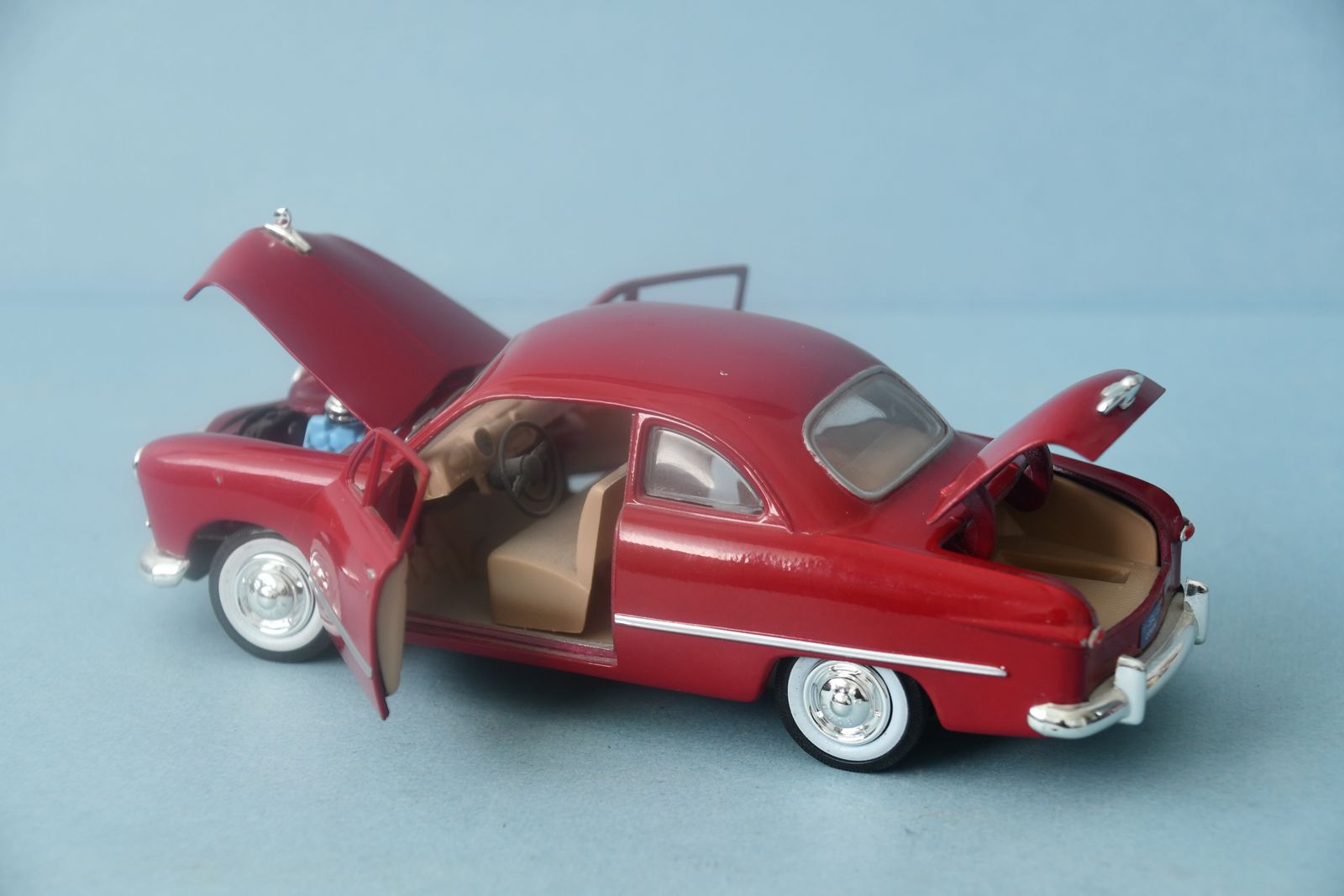 1949 Ford  die cast metal body - 8" long