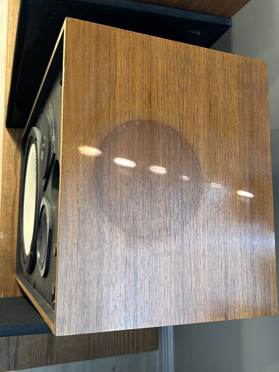 Main image 6