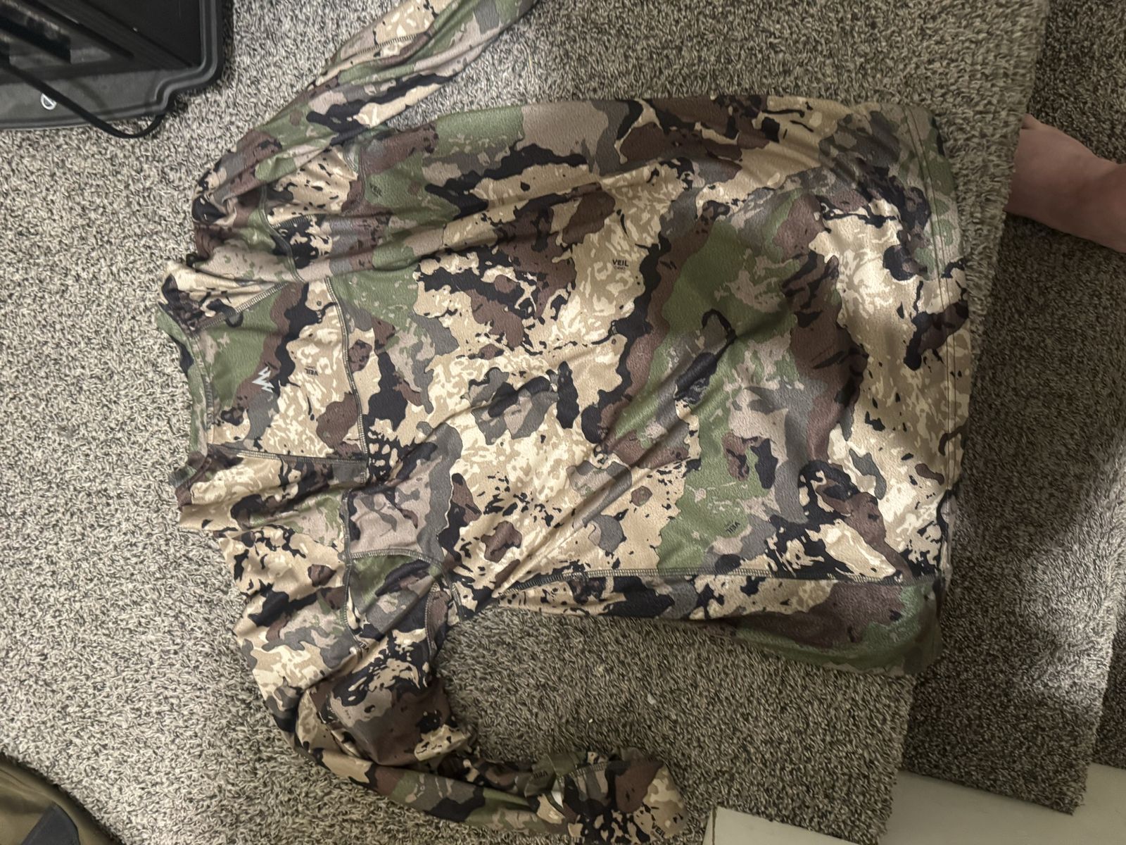 Main image 7