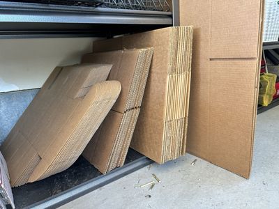New Cardboard Boxes (assorted sizes)