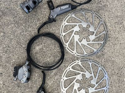 SRAM Maven Bronze Hydraulic Disc Brakes Set with 200 mm Centerline Rotors