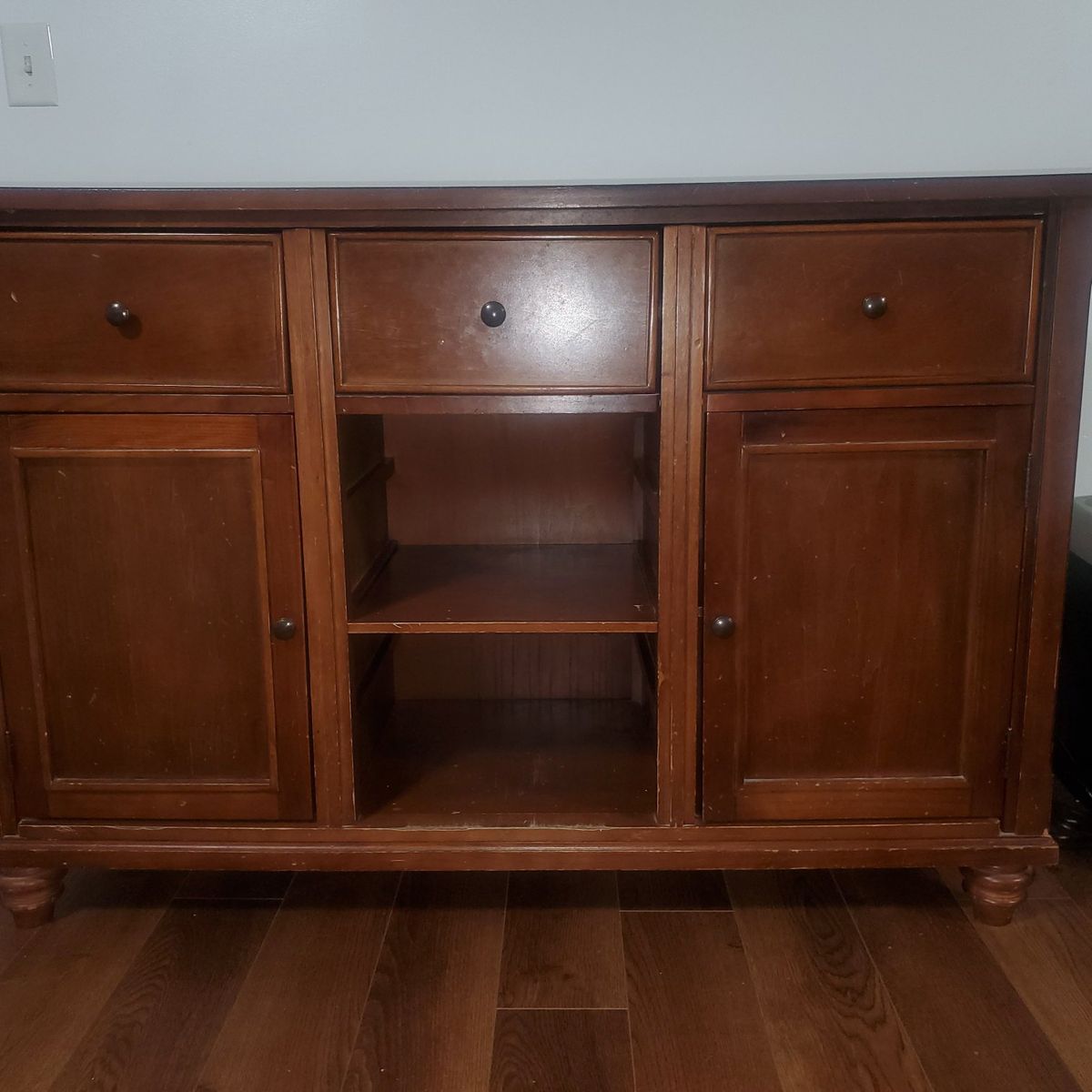Sideboard, Buffet, Credenza