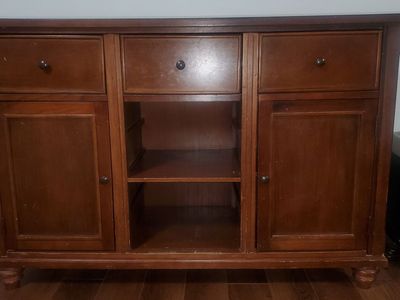 Sideboard, Buffet, Credenza
