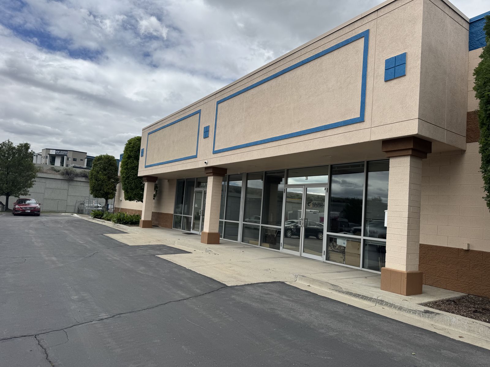 Murray Office/Warehouse Space Available for Sublease - $1.26 SF per month