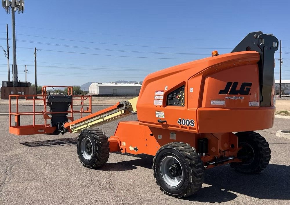 2017 JLG 400S Boom Lift