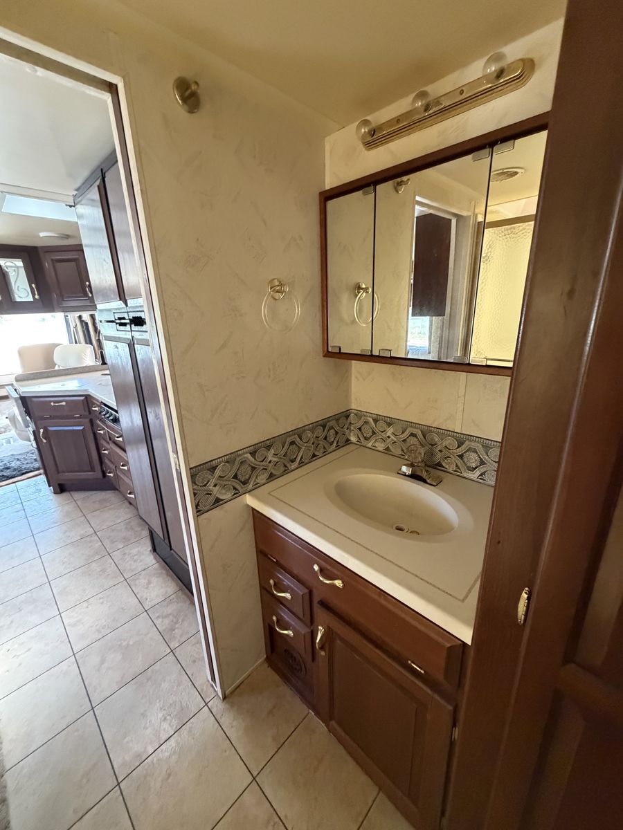 Main image 11