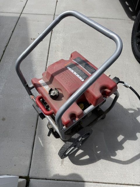 Briggs & Stratton 5550 W Portable Generator