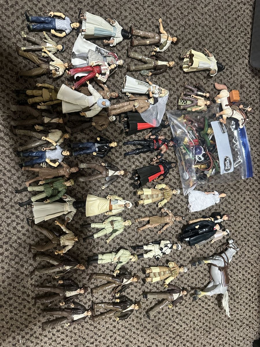 Huge Lot Of indiana Jones Action Figures